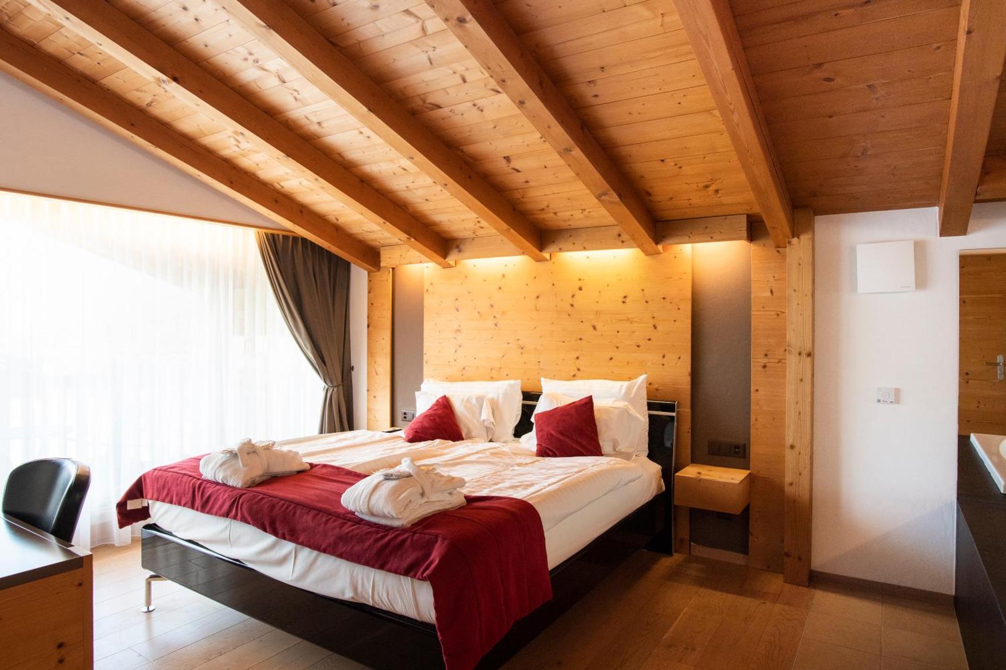 Hotel Cailler & Bains De La Gruyere Шарме Екстериор снимка